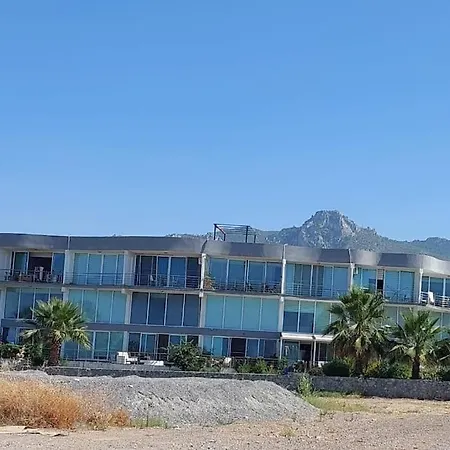 Sea View Next To The Beach * Kyrenia (Northern Cyprus)