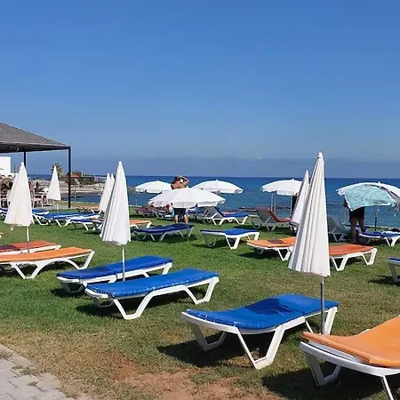 Apartment Sea View Next To The Beach Kyrenia (Northern Cyprus)